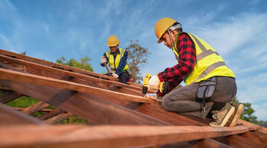 Professional gutter cleaning in Zenda, KS